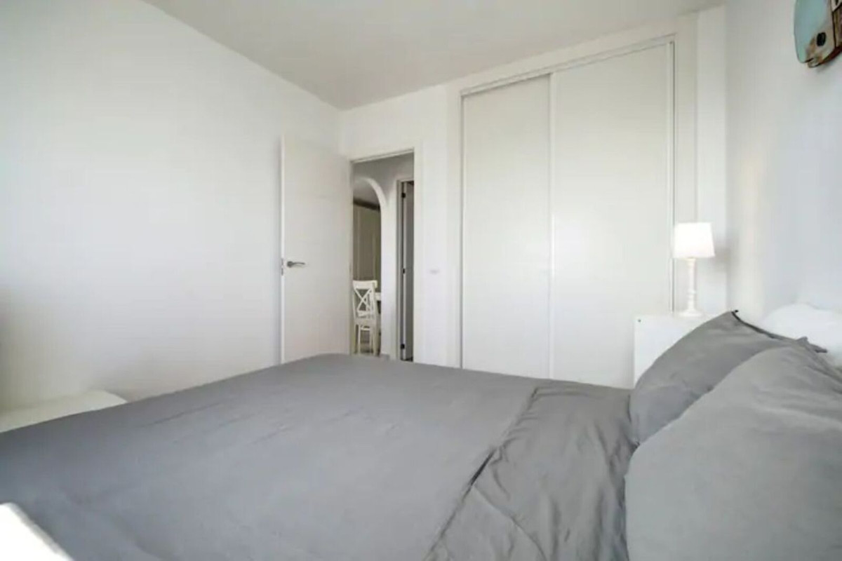 Se vende Apartamento Planta Media de 1 dormitorios en Costa Del Sol, Málaga, España