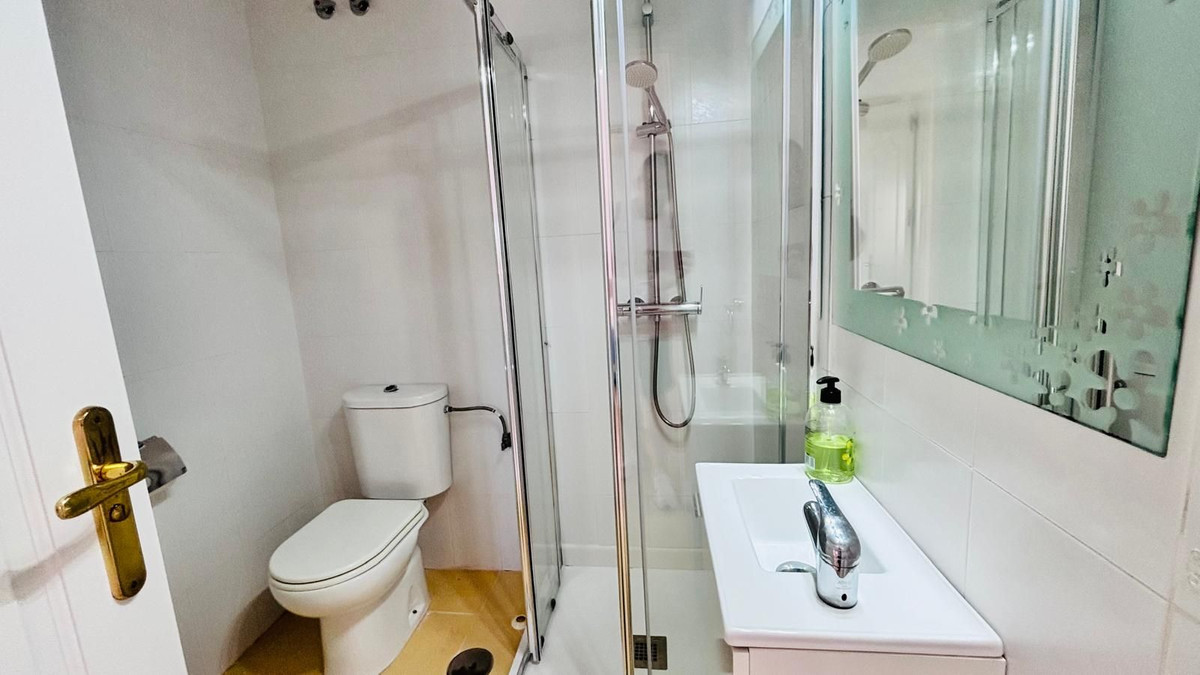 2 Bed Apartment for sale in Manilva Costa Del Sol, Málaga, Spain