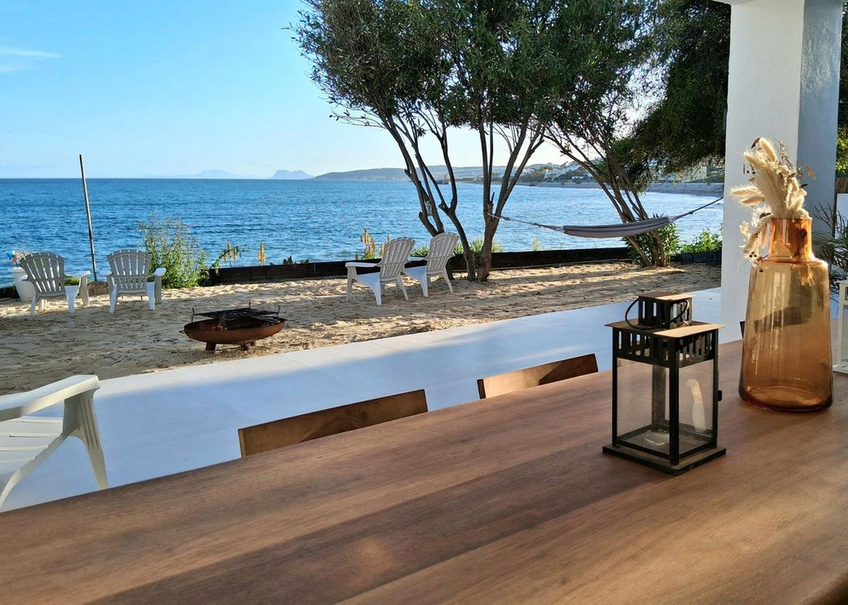 6 Bed Townhouse for sale in Estepona Costa Del Sol, Málaga, Spain