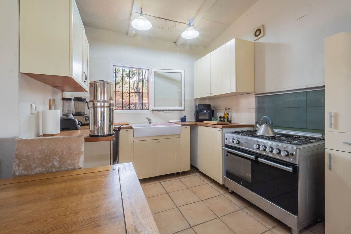 4 Bed Townhouse for sale in Coín Costa Del Sol, Málaga, Spain