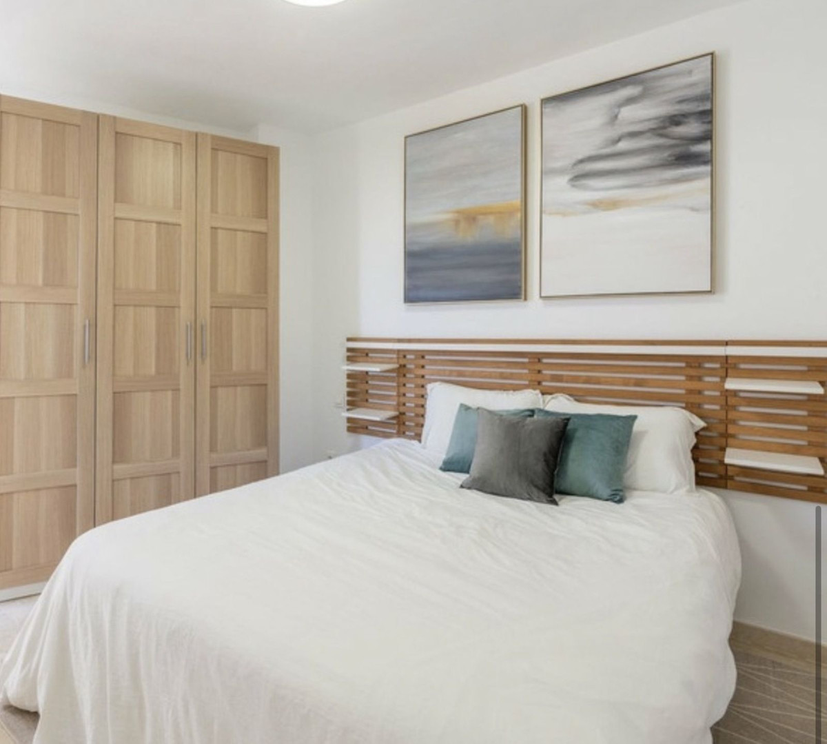 2 Bed Apartment for sale in Manilva Costa Del Sol, Málaga, Spain