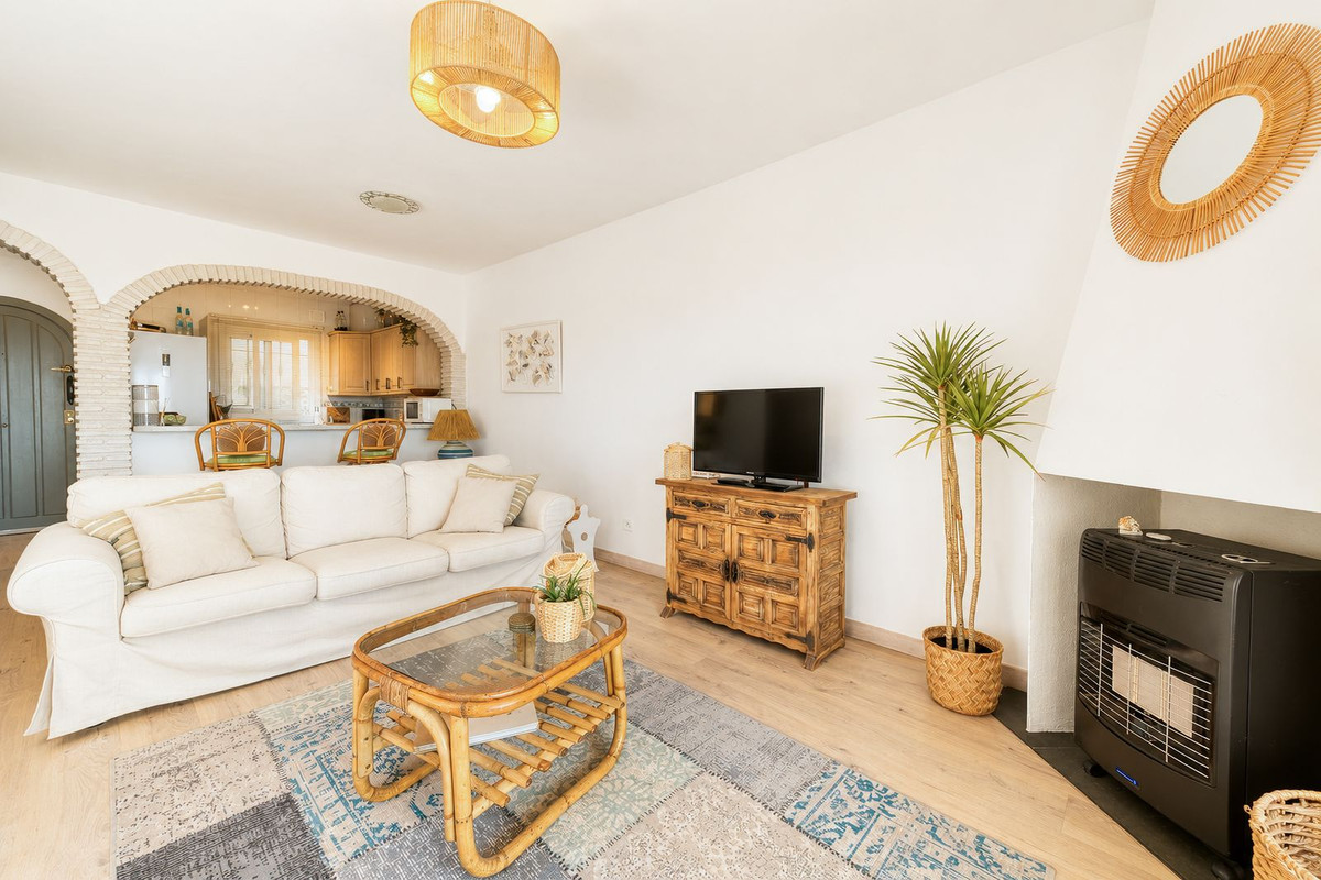 2 Bed Apartment for sale in Riviera Del Sol Costa Del Sol, Málaga, Spain