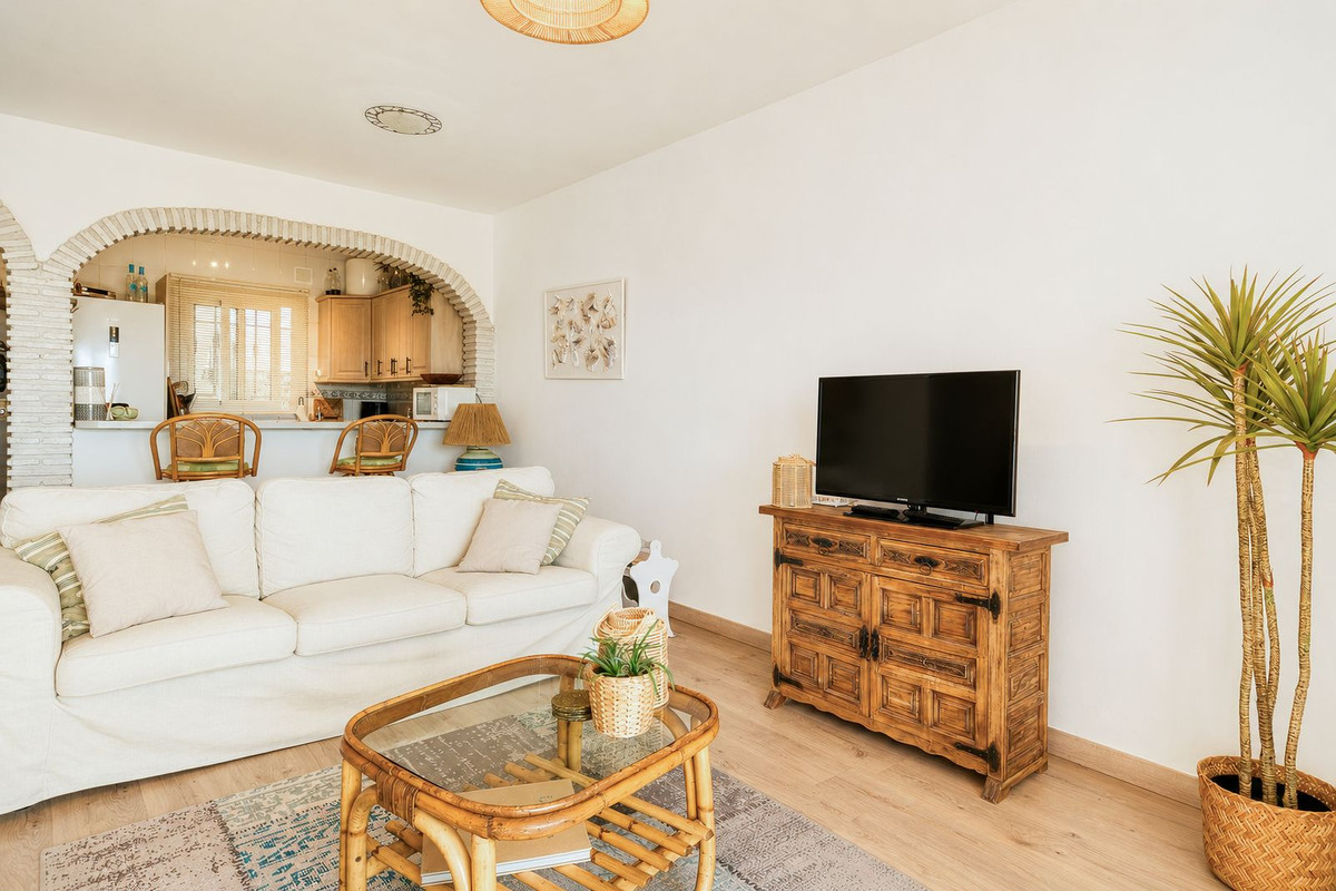 2 Bed Apartment for sale in Riviera Del Sol Costa Del Sol, Málaga, Spain