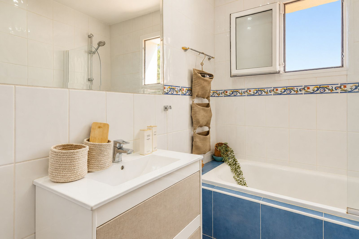 2 Bed Apartment for sale in Riviera Del Sol Costa Del Sol, Málaga, Spain