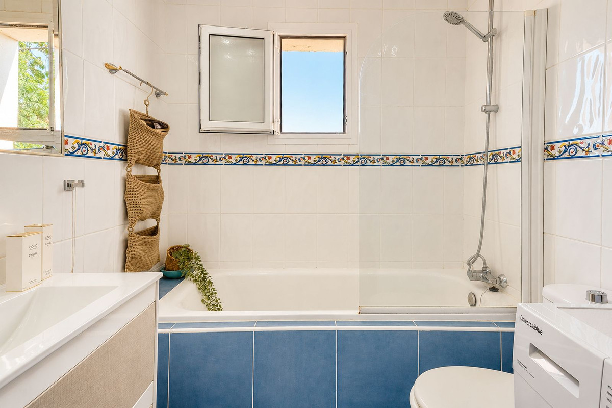 2 Bed Apartment for sale in Riviera Del Sol Costa Del Sol, Málaga, Spain