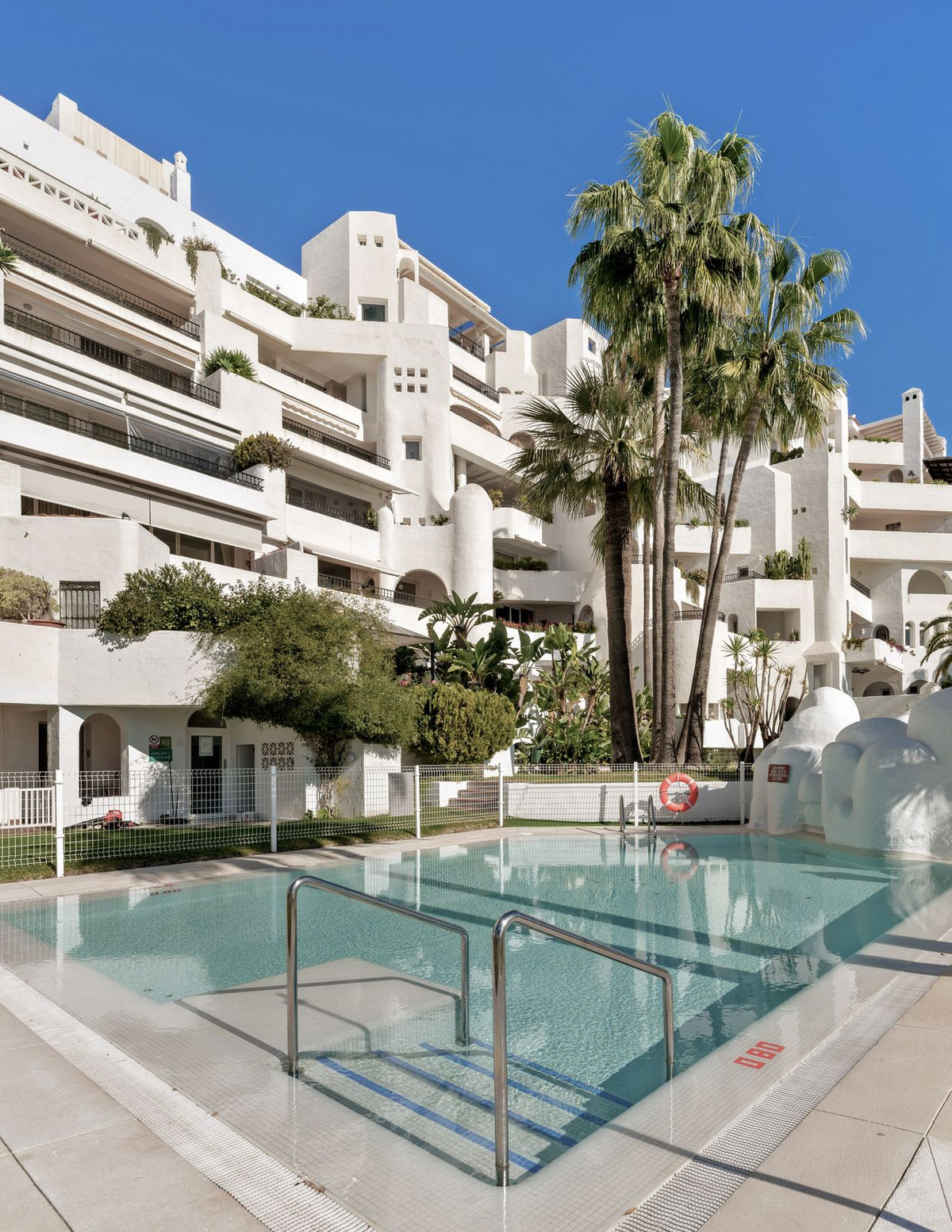 4 Bed Apartment for sale in Torremolinos Costa Del Sol, Málaga, Spain