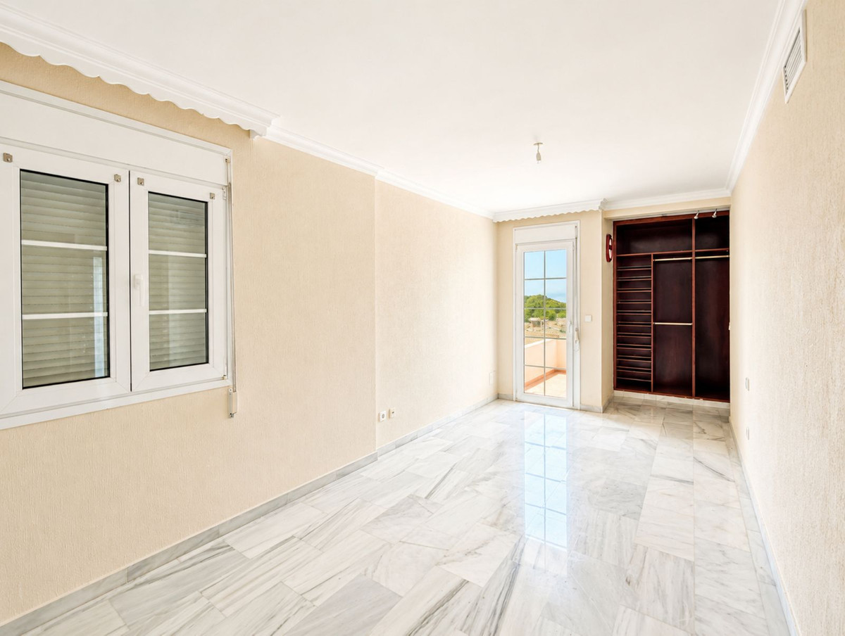 5 Bed Townhouse for sale in Estepona Costa Del Sol, Málaga, Spain
