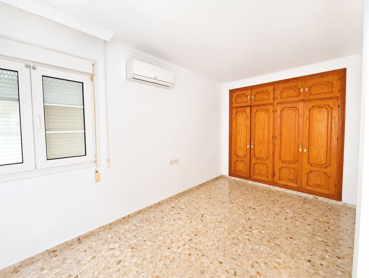 5 Bed Townhouse for sale in Estepona Costa Del Sol, Málaga, Spain