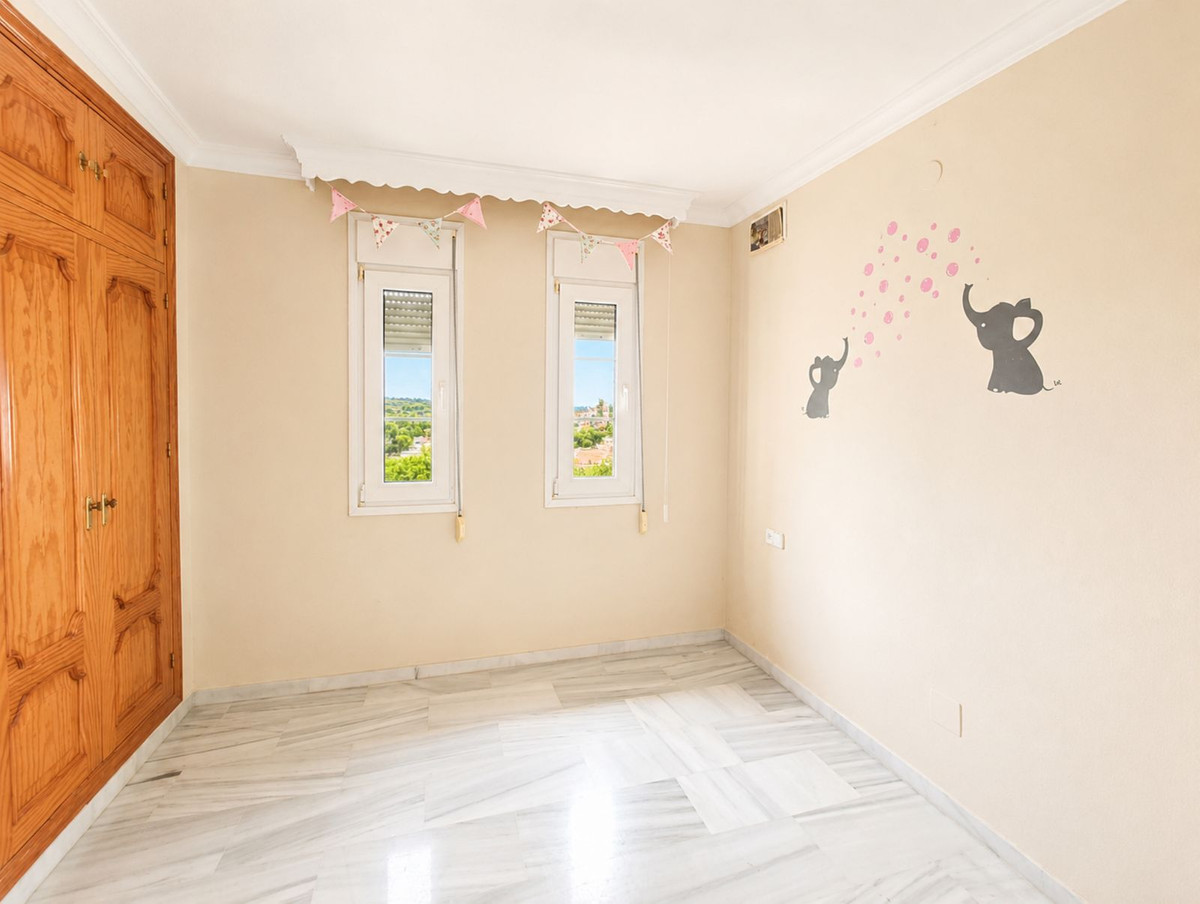 5 Bed Townhouse for sale in Estepona Costa Del Sol, Málaga, Spain