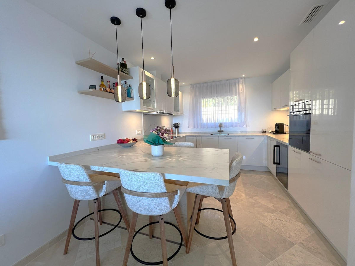4 Bed Townhouse for sale in Ojén Costa Del Sol, Málaga, Spain