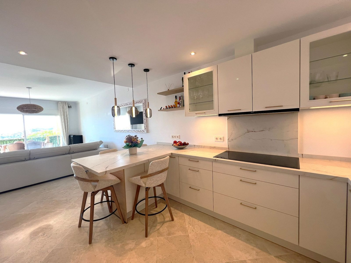 4 Bed Townhouse for sale in Ojén Costa Del Sol, Málaga, Spain