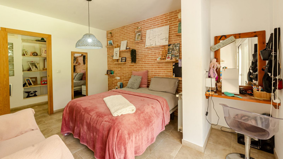 4 Bed Townhouse for sale in San Pedro De Alcántara Costa Del Sol, Málaga, Spain