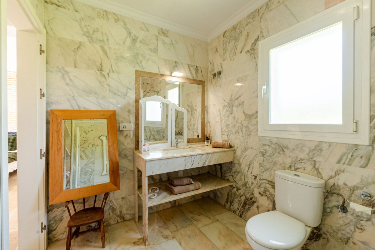 4 Bed Townhouse for sale in San Pedro De Alcántara Costa Del Sol, Málaga, Spain