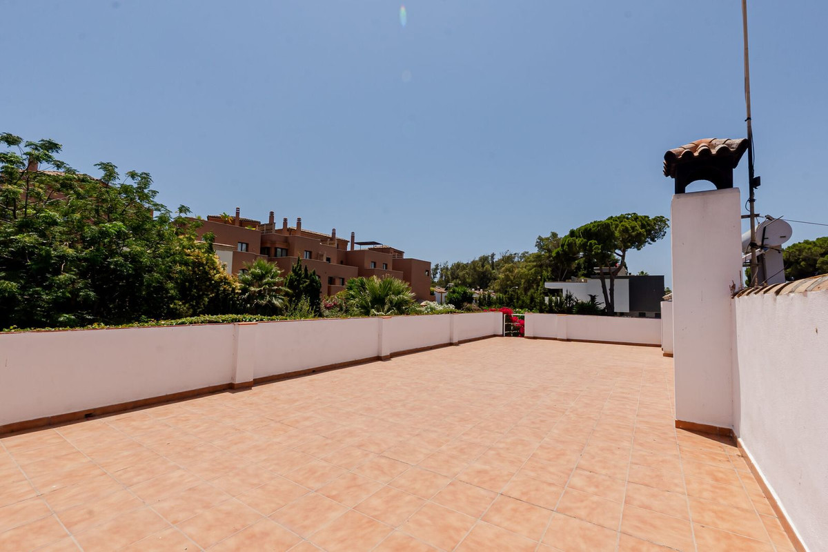 4 Bed Townhouse for sale in San Pedro De Alcántara Costa Del Sol, Málaga, Spain
