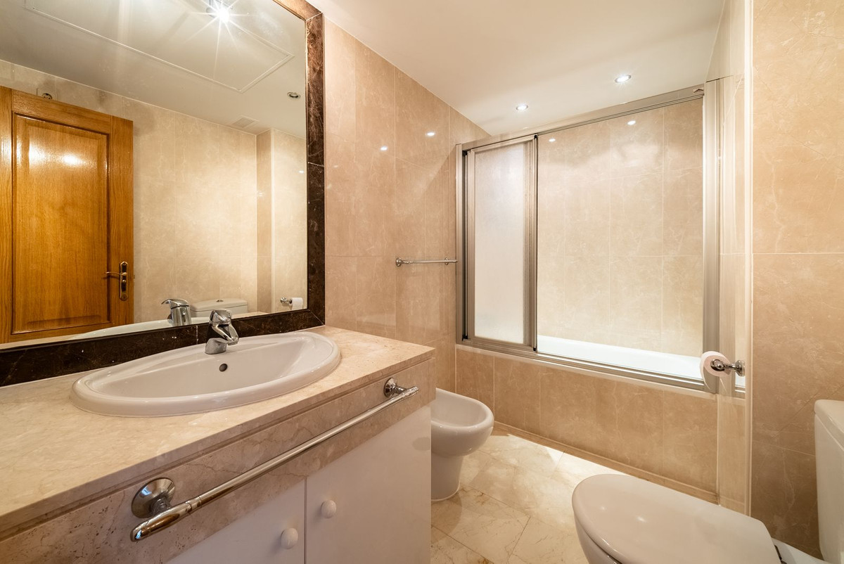 2 Bed Apartment for sale in Costalita Costa Del Sol, Málaga, Spain