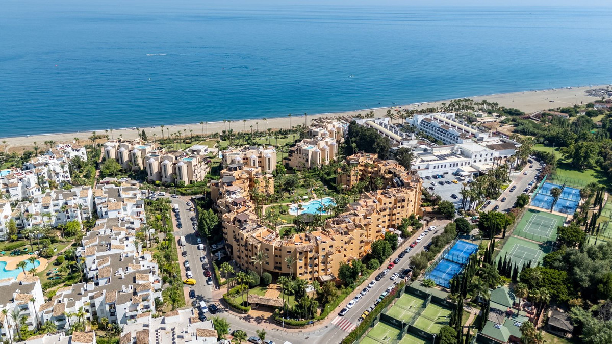 2 Bed Apartment for sale in Costalita Costa Del Sol, Málaga, Spain