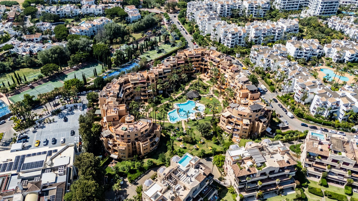 2 Bed Apartment for sale in Costalita Costa Del Sol, Málaga, Spain