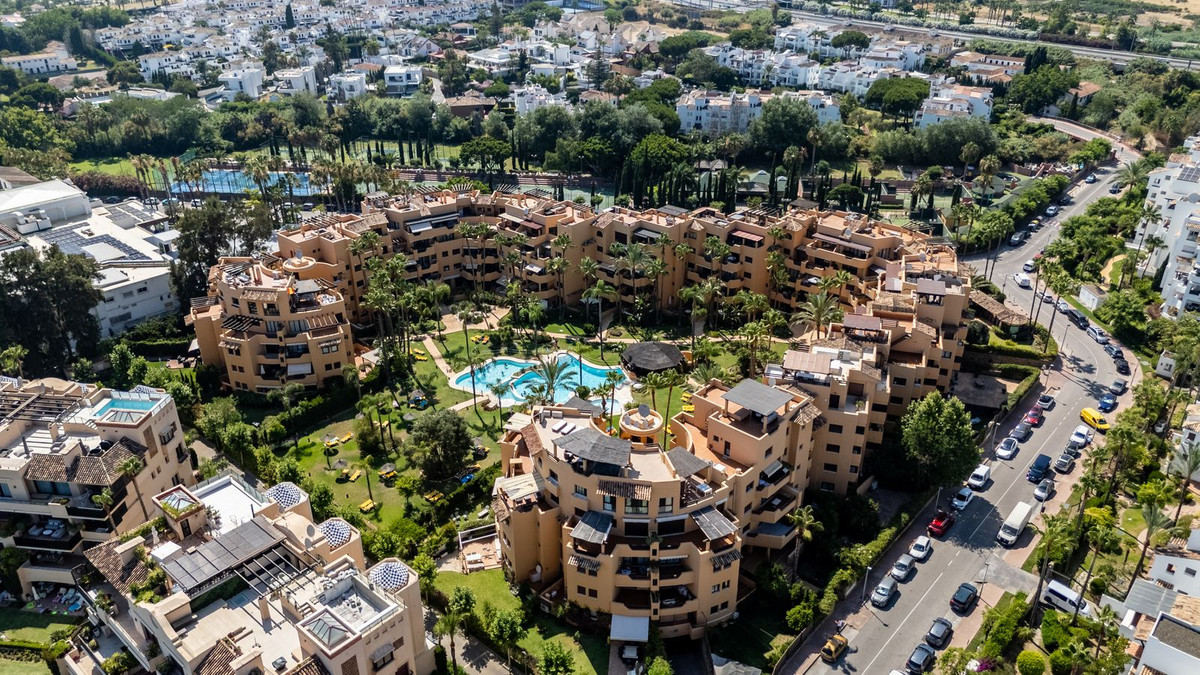 2 Bed Apartment for sale in Costalita Costa Del Sol, Málaga, Spain