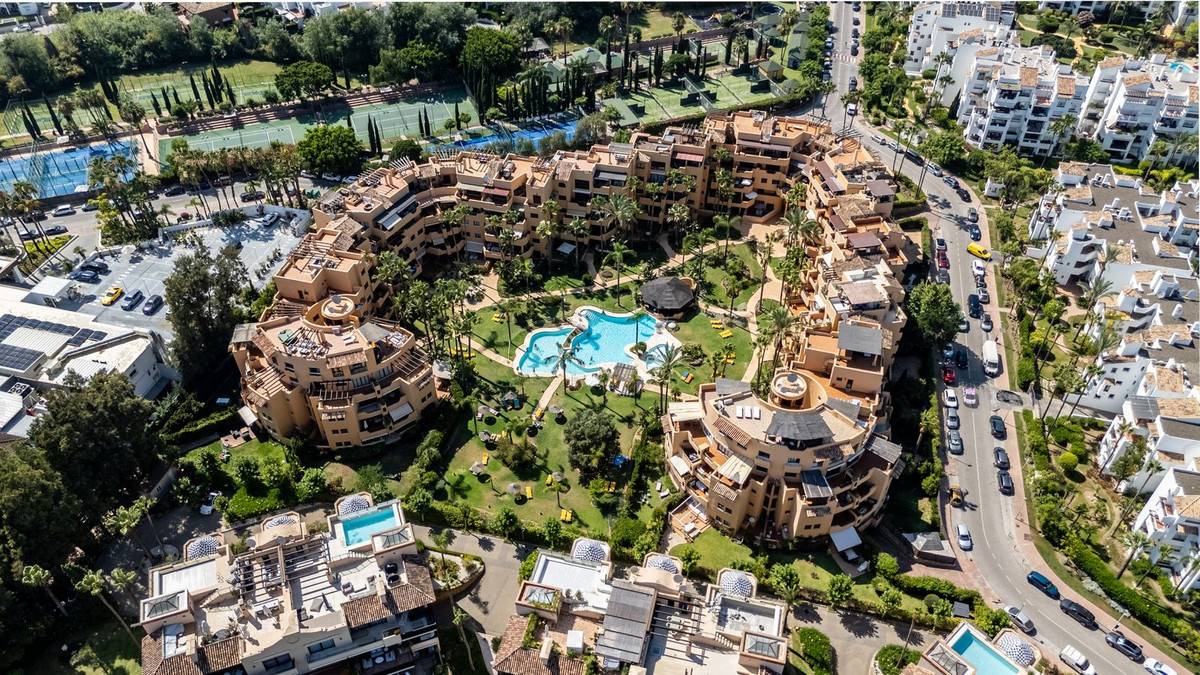 2 Bed Apartment for sale in Costalita Costa Del Sol, Málaga, Spain