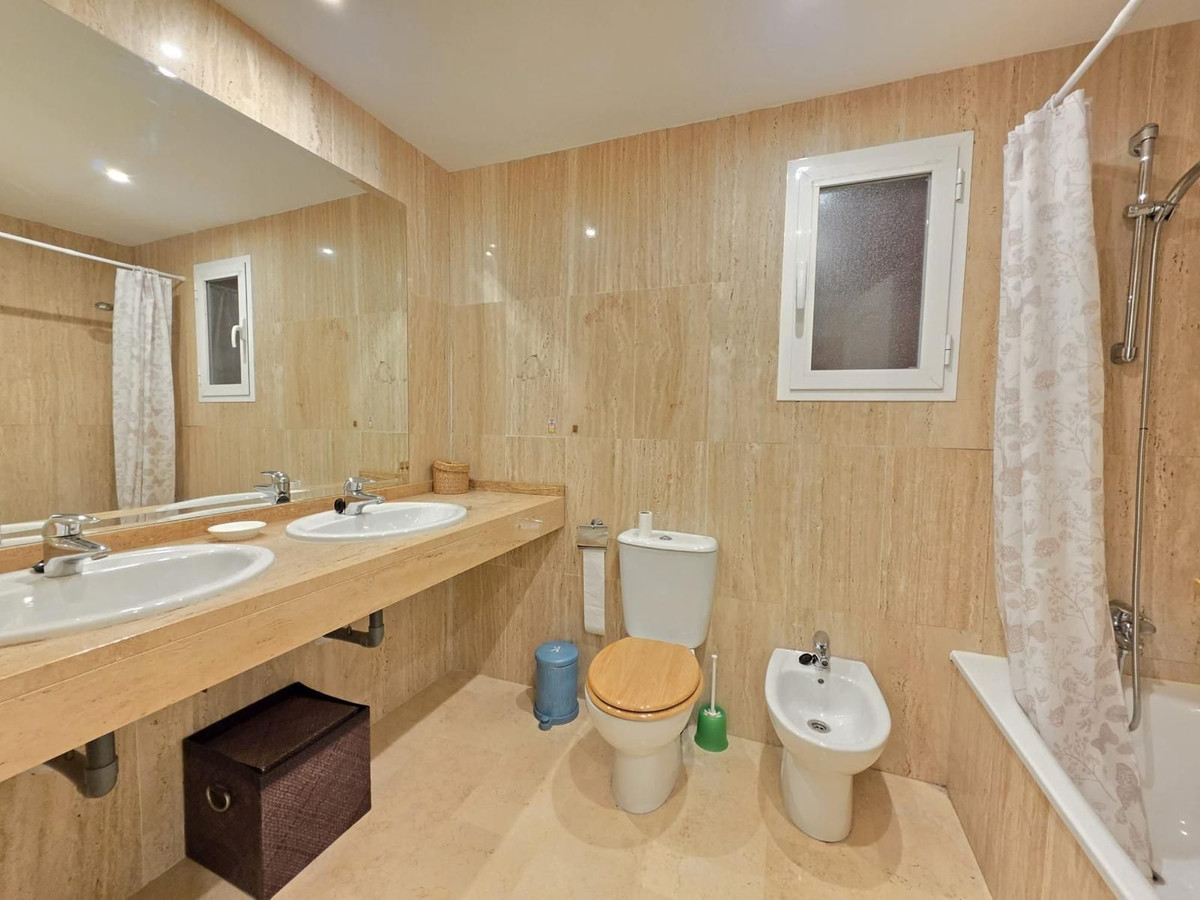 3 Bed Apartment for sale in Elviria Costa Del Sol, Málaga, Spain