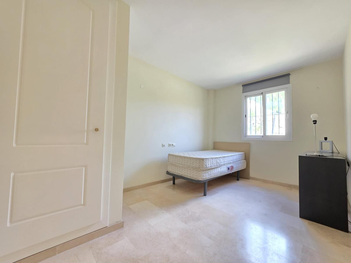 3 Bed Apartment for sale in Elviria Costa Del Sol, Málaga, Spain