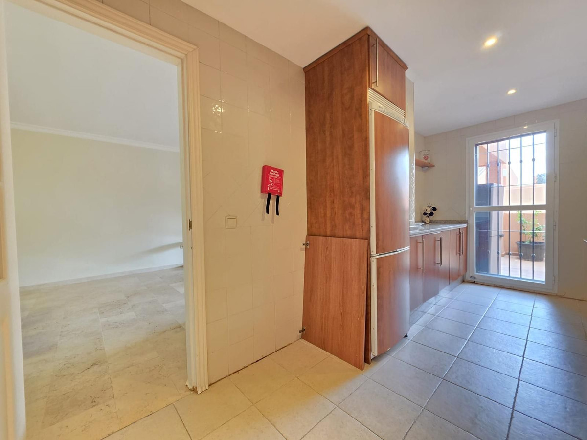 3 Bed Apartment for sale in Elviria Costa Del Sol, Málaga, Spain