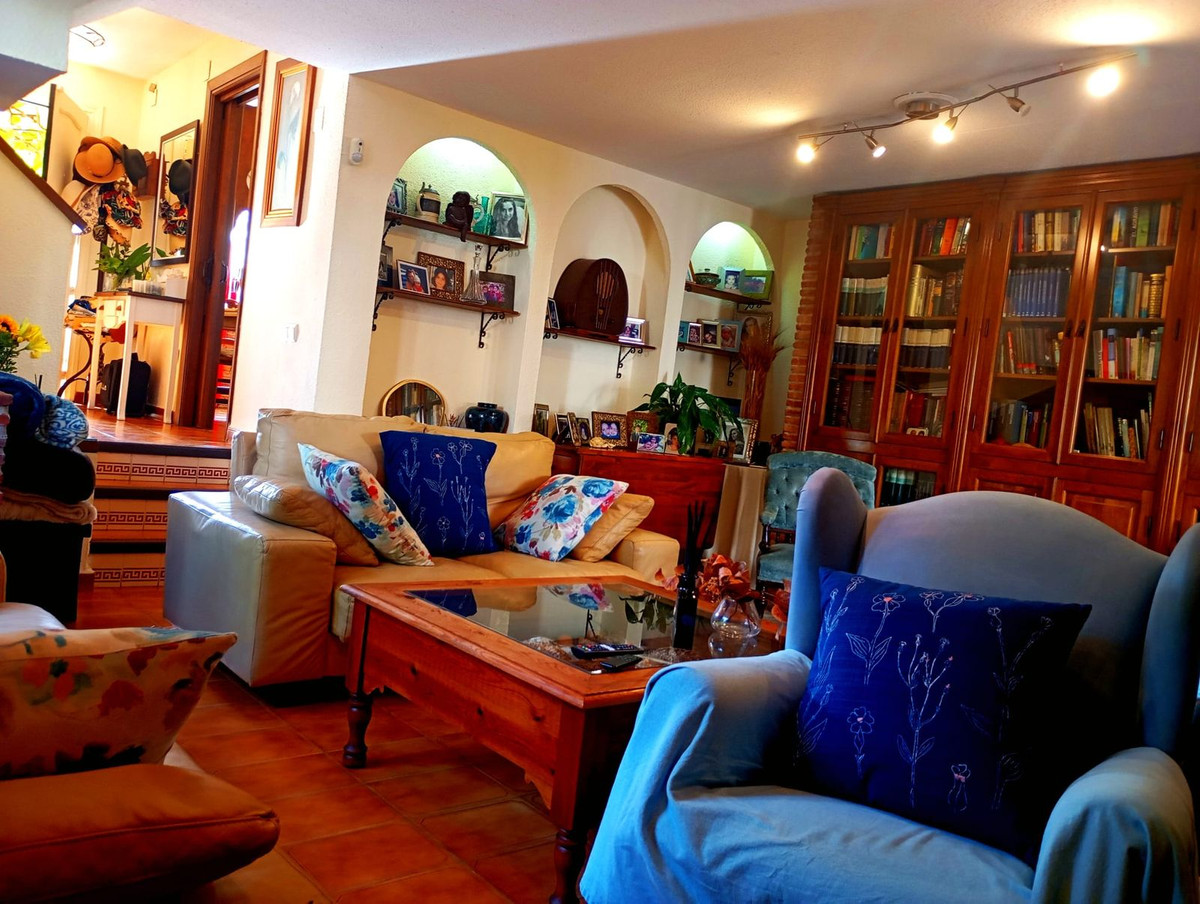 4 Bed Townhouse for sale in Casares Playa Costa Del Sol, Málaga, Spain