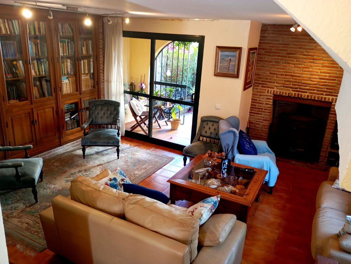 4 Bed Townhouse for sale in Casares Playa Costa Del Sol, Málaga, Spain