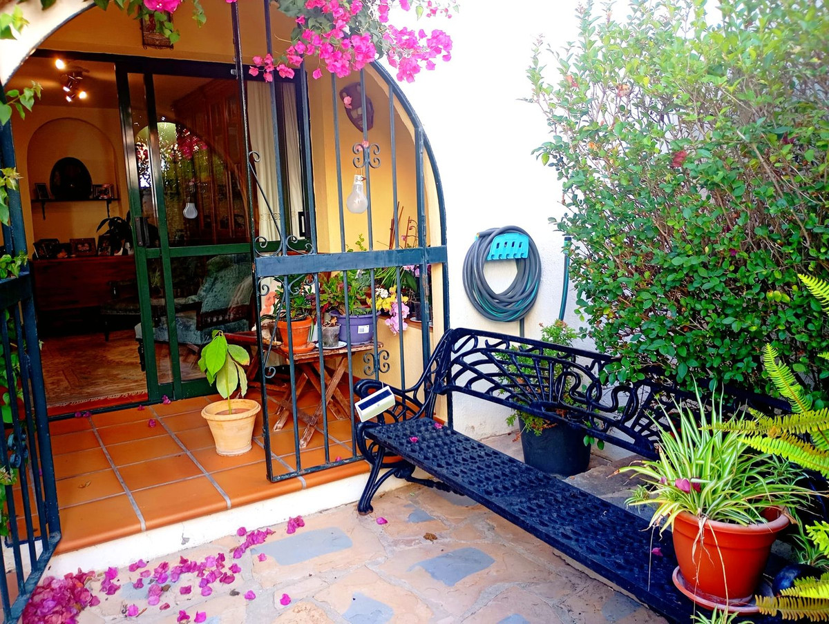 4 Bed Townhouse for sale in Casares Playa Costa Del Sol, Málaga, Spain