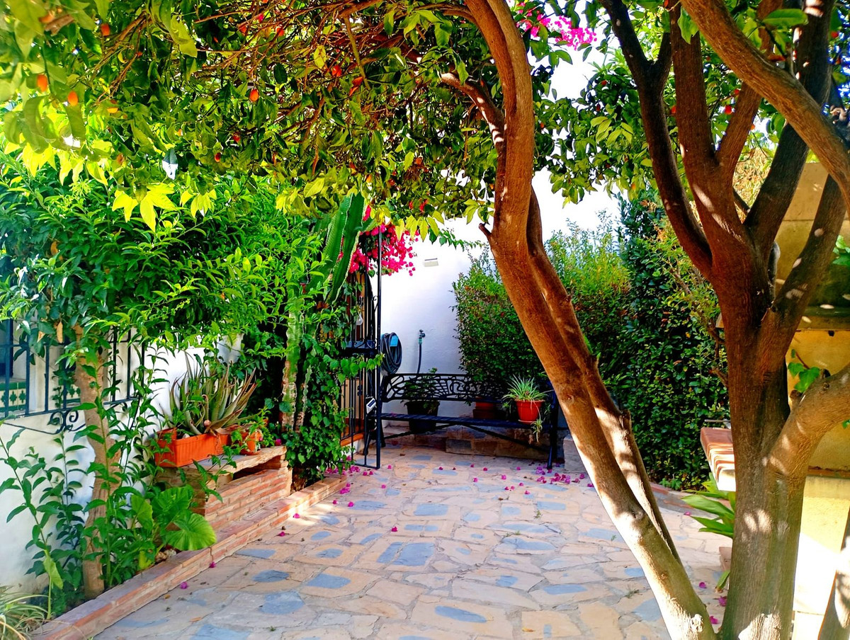 4 Bed Townhouse for sale in Casares Playa Costa Del Sol, Málaga, Spain