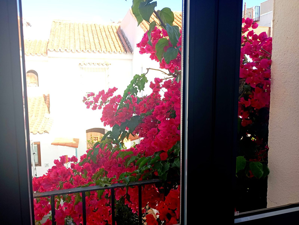 4 Bed Townhouse for sale in Casares Playa Costa Del Sol, Málaga, Spain