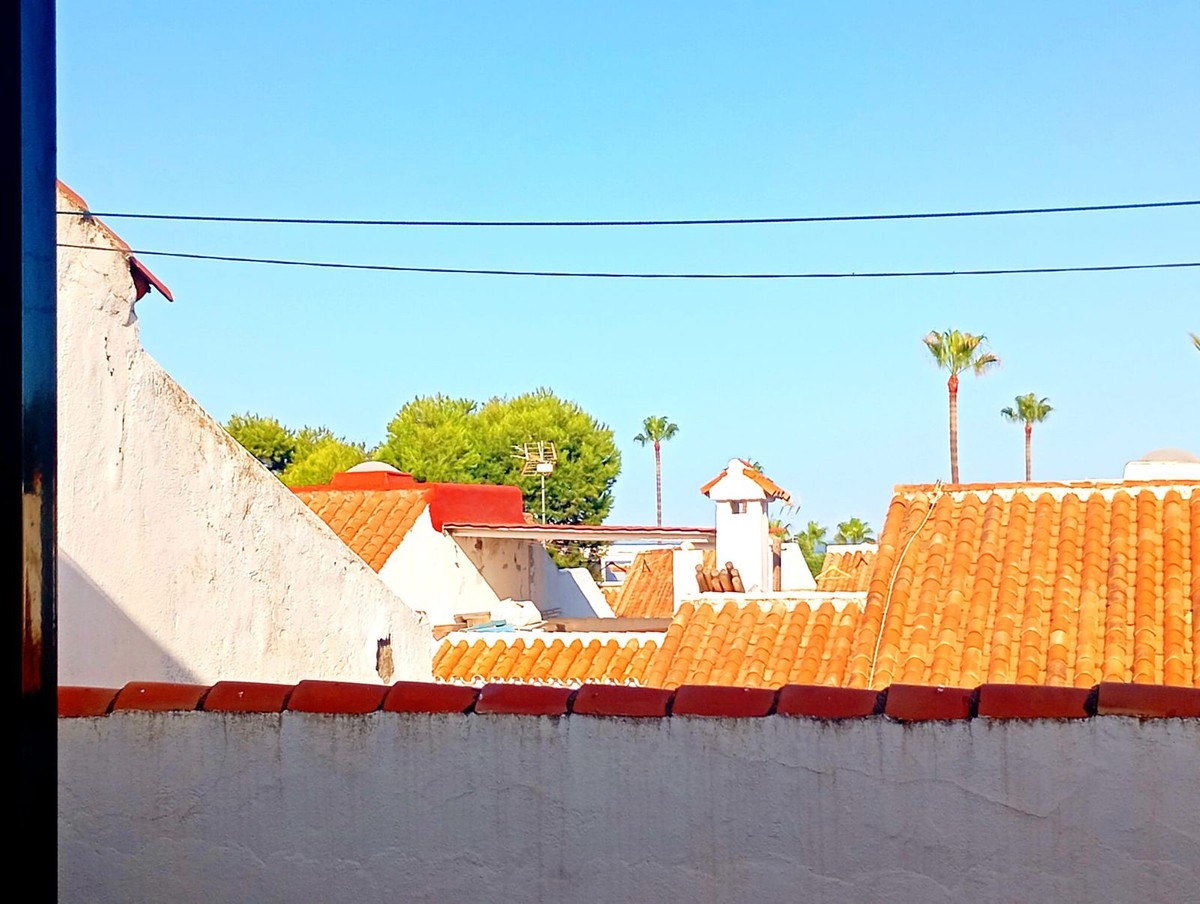 4 Bed Townhouse for sale in Casares Playa Costa Del Sol, Málaga, Spain