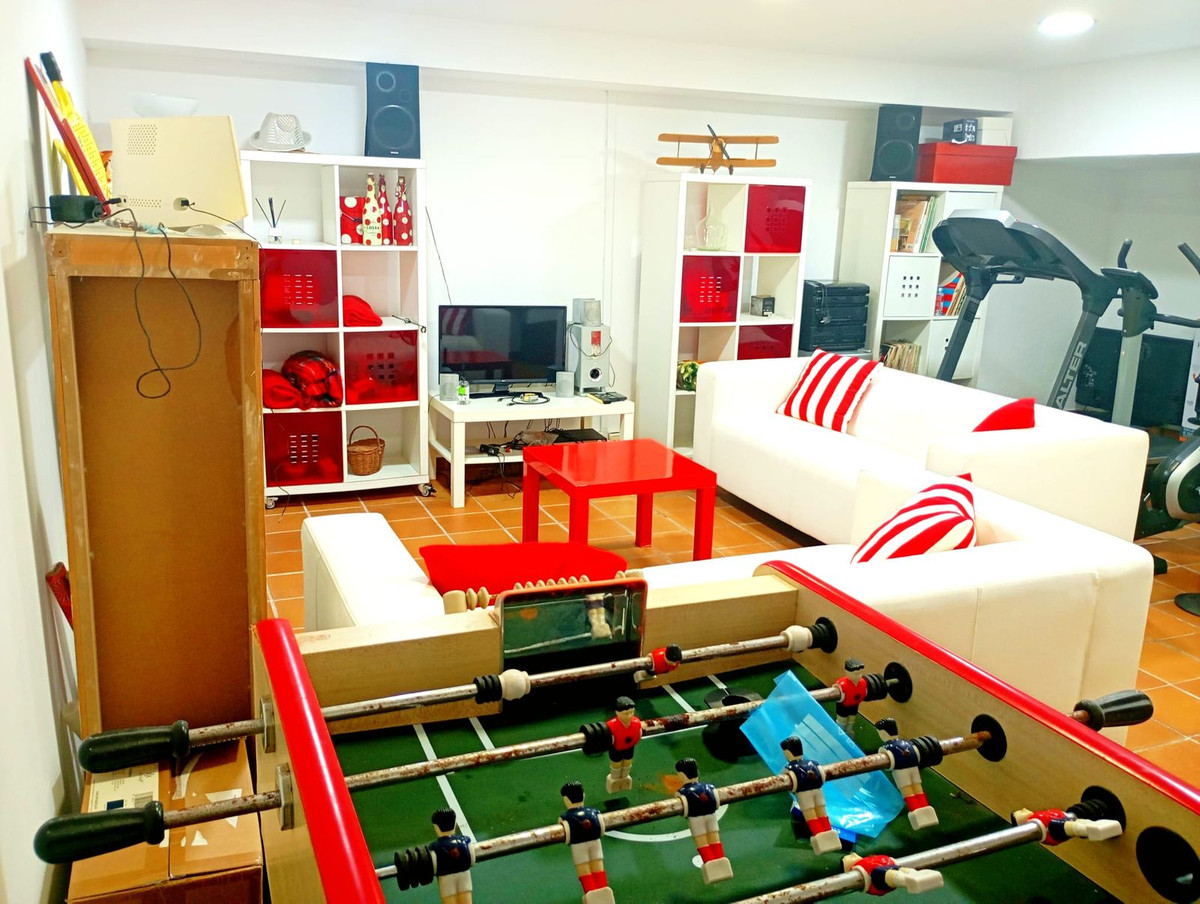 4 Bed Townhouse for sale in Casares Playa Costa Del Sol, Málaga, Spain