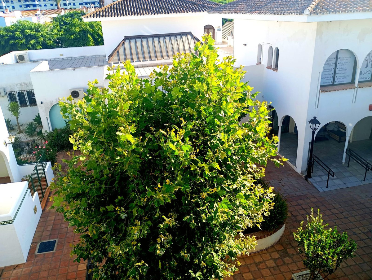 4 Bed Townhouse for sale in Casares Playa Costa Del Sol, Málaga, Spain