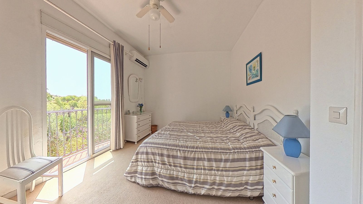 4 Bed Townhouse for sale in Valtocado Costa Del Sol, Málaga, Spain