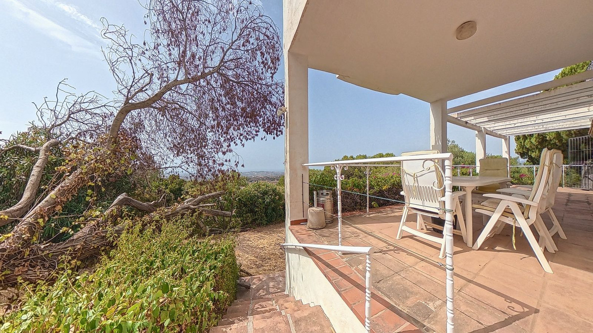 4 Bed Townhouse for sale in Valtocado Costa Del Sol, Málaga, Spain