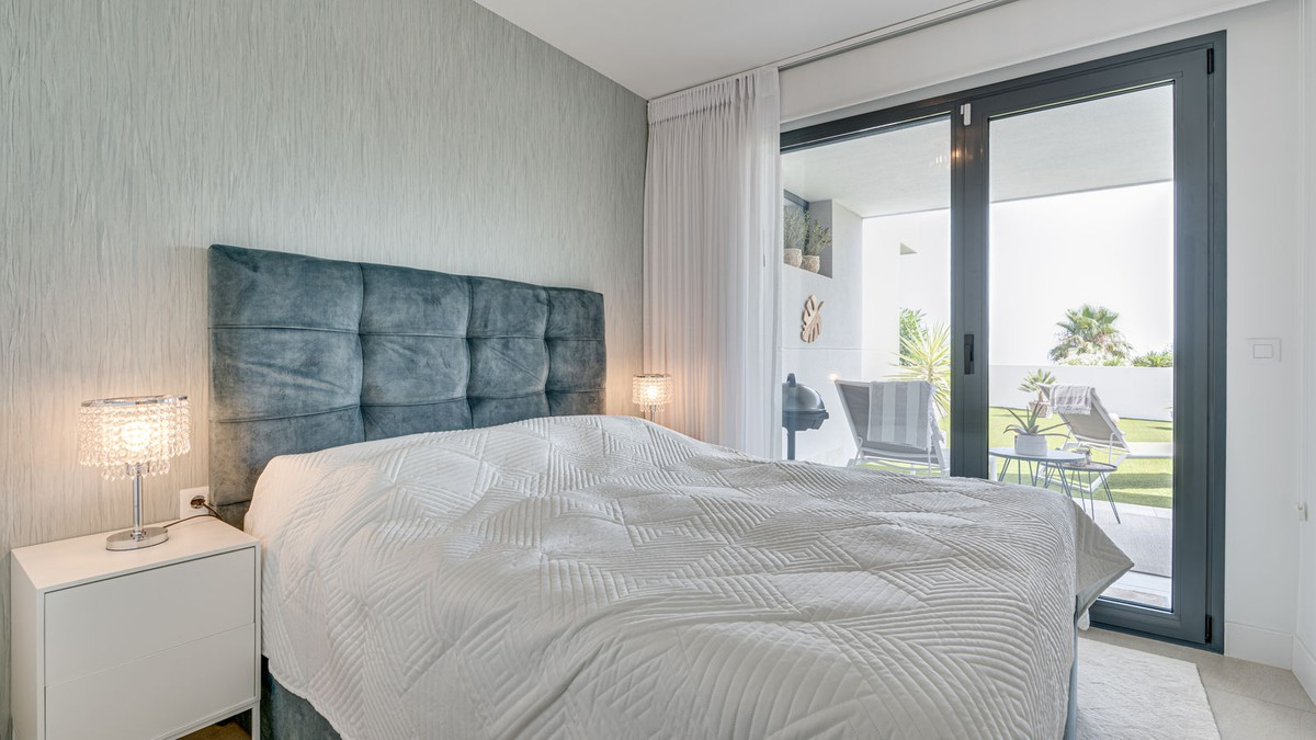 Se vende Apartamento Planta Baja de 2 dormitorios en Costa Del Sol, Málaga, España