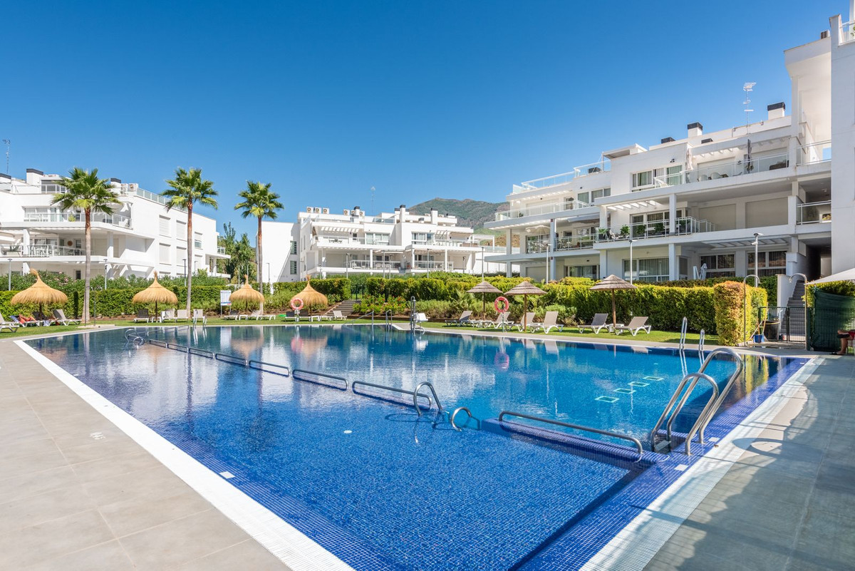 3 Bed Apartment for sale in Benahavís Costa Del Sol, Málaga, Spain