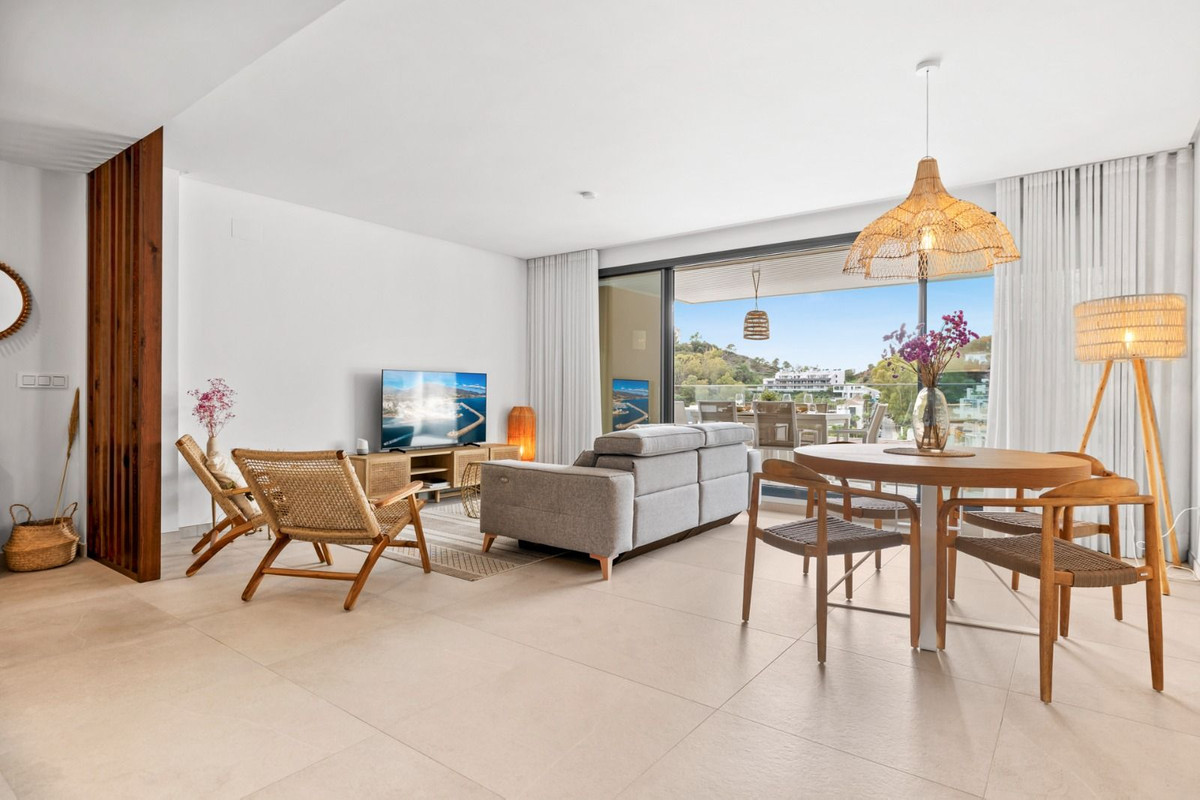 3 Bed Apartment for sale in Benahavís Costa Del Sol, Málaga, Spain