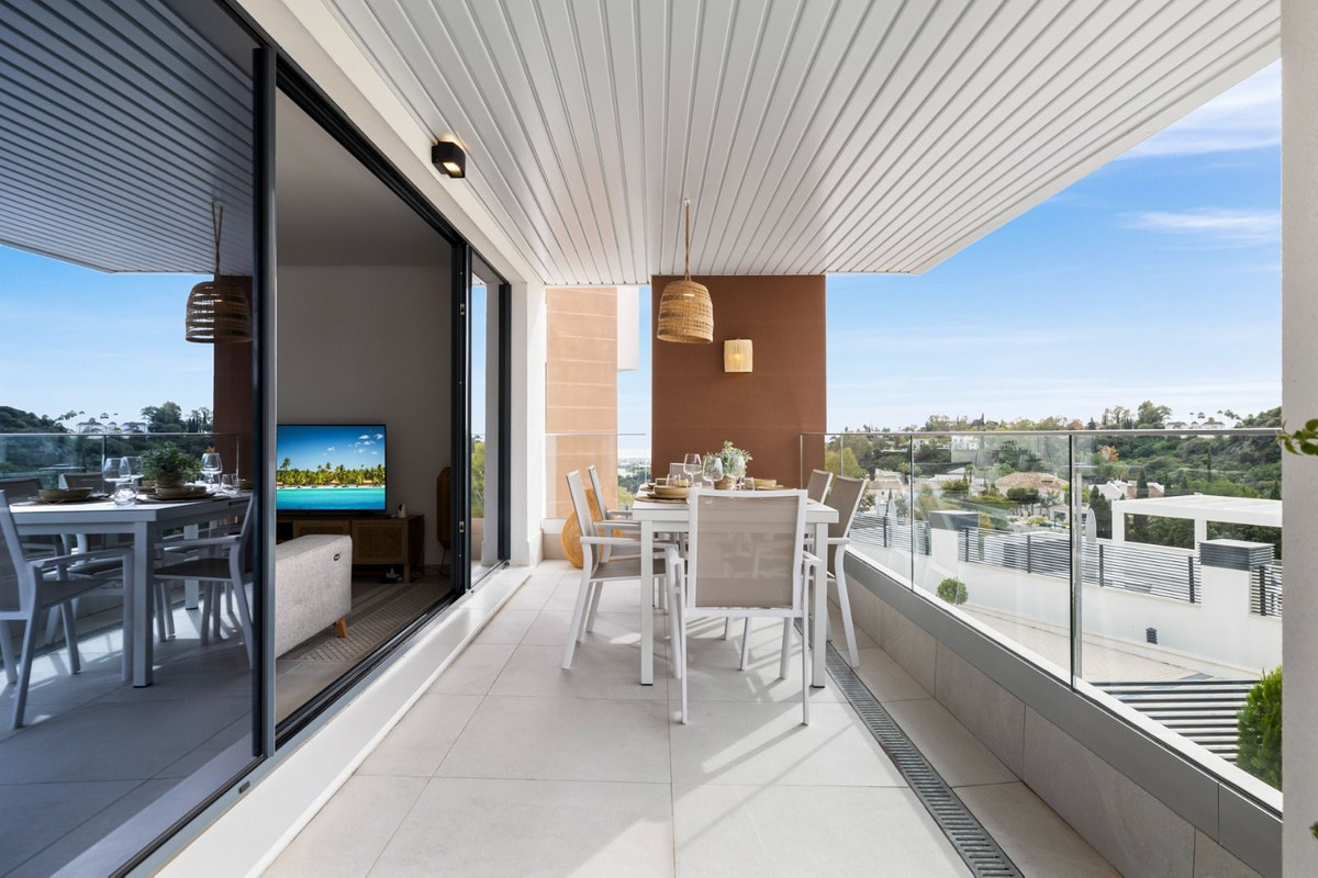 3 Bed Apartment for sale in Benahavís Costa Del Sol, Málaga, Spain