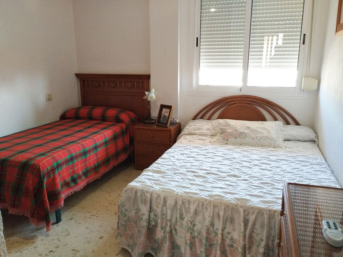 3 Bed Apartment for sale in Fuengirola Costa Del Sol, Málaga, Spain