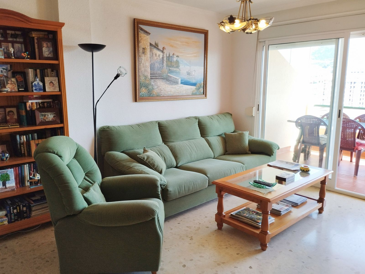 3 Bed Apartment for sale in Fuengirola Costa Del Sol, Málaga, Spain