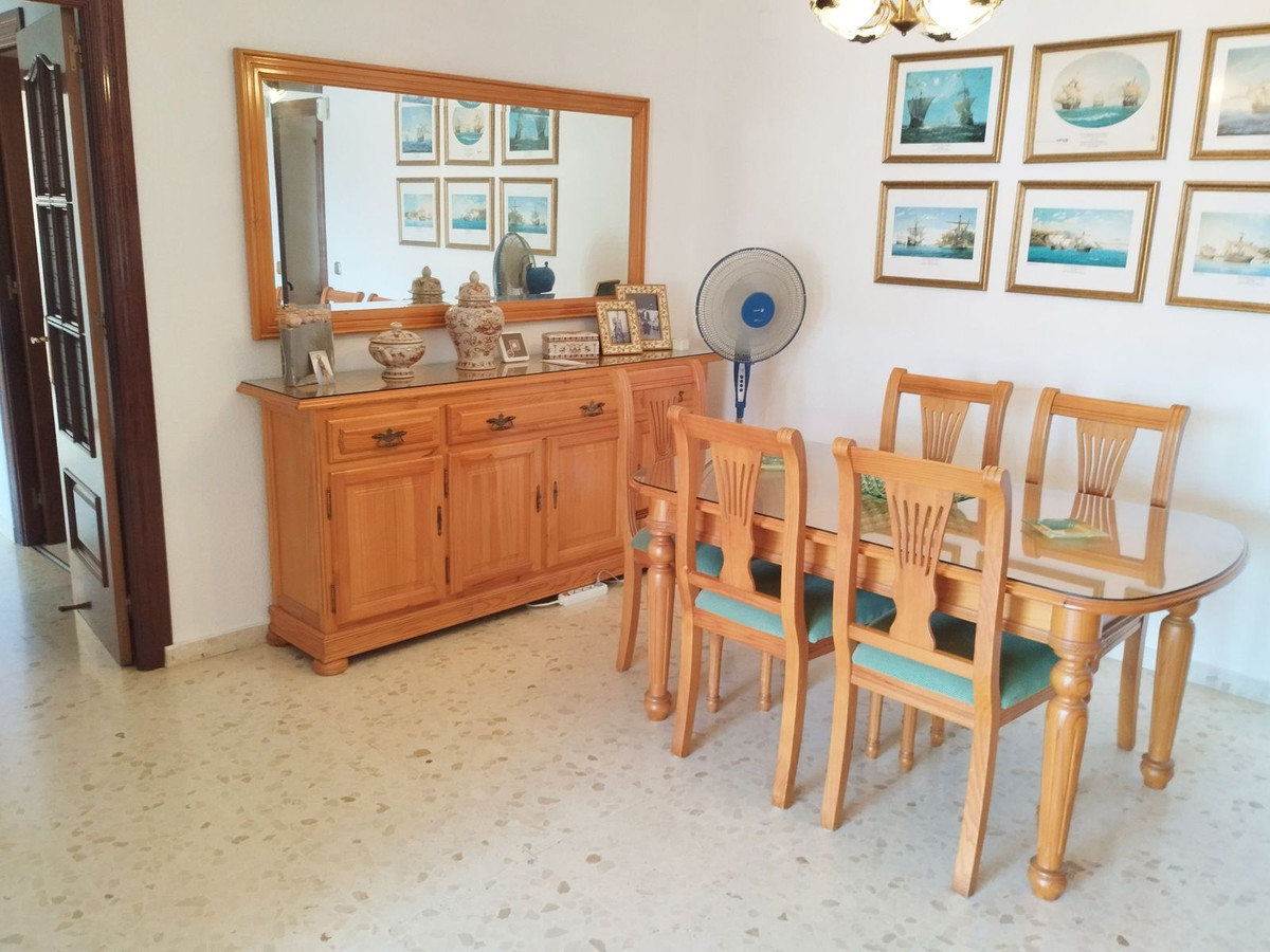 3 Bed Apartment for sale in Fuengirola Costa Del Sol, Málaga, Spain