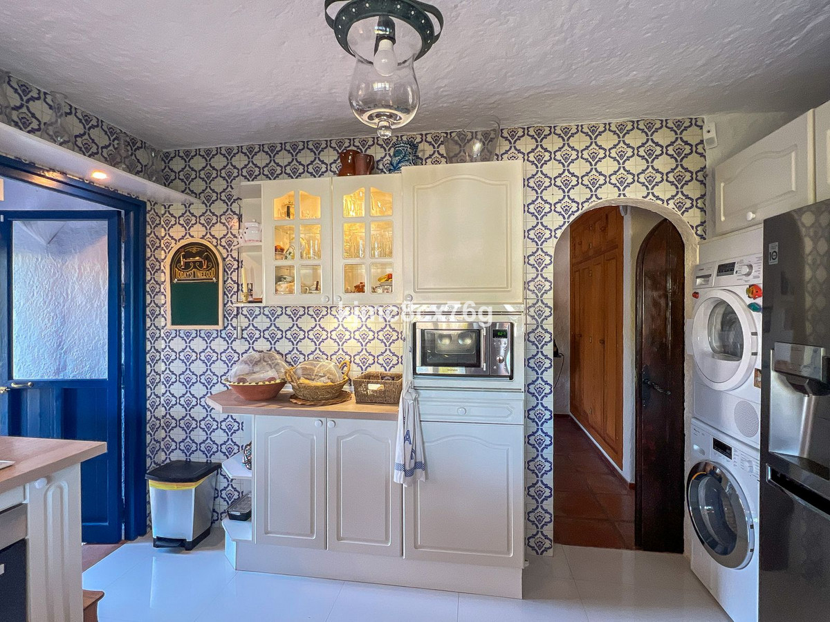 3 Bed Townhouse for sale in Mijas Costa Del Sol, Málaga, Spain
