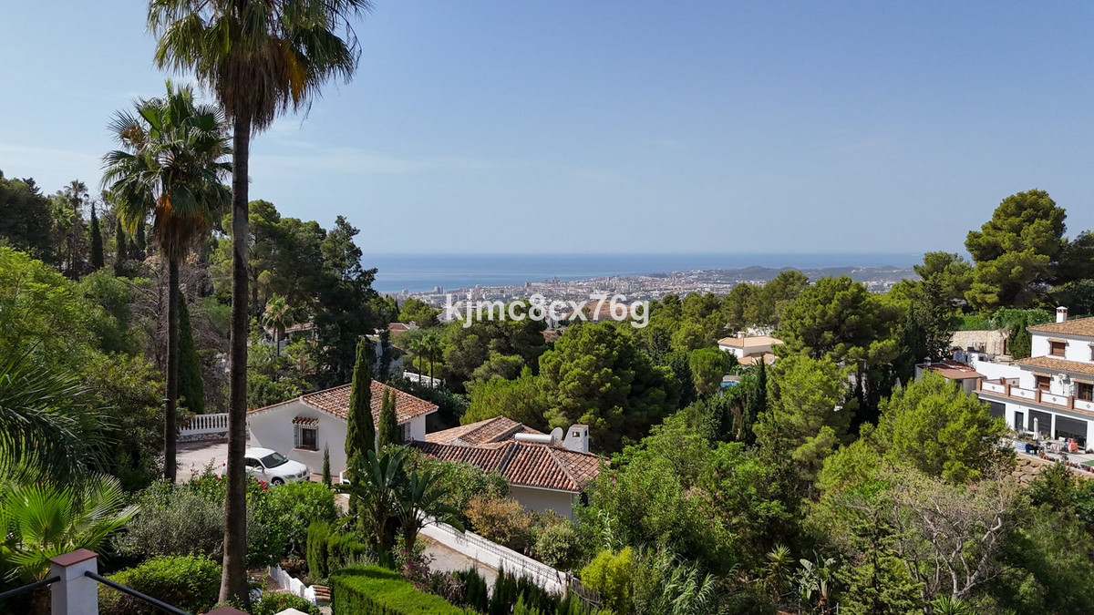 3 Bed Townhouse for sale in Mijas Costa Del Sol, Málaga, Spain
