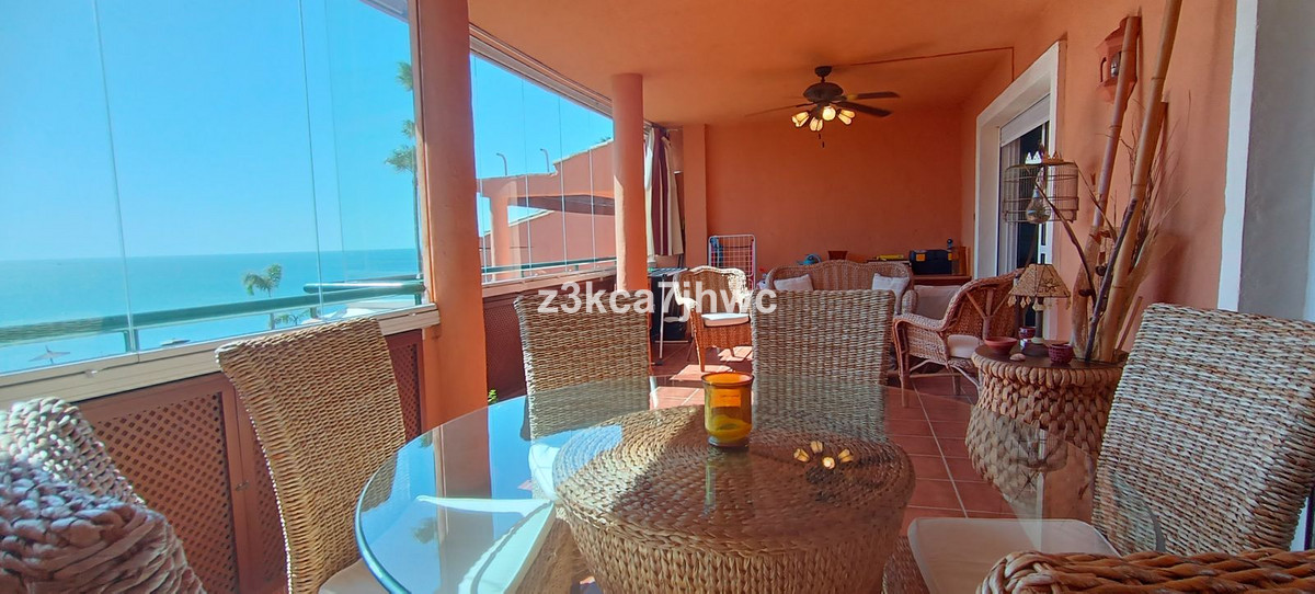 3 Bed Apartment for sale in Estepona Costa Del Sol, Málaga, Spain