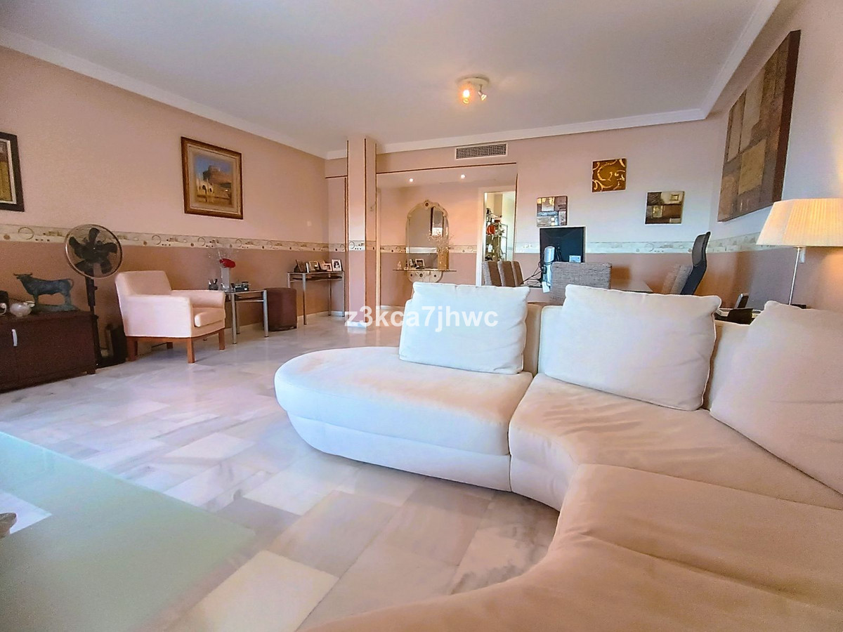 3 Bed Apartment for sale in Estepona Costa Del Sol, Málaga, Spain