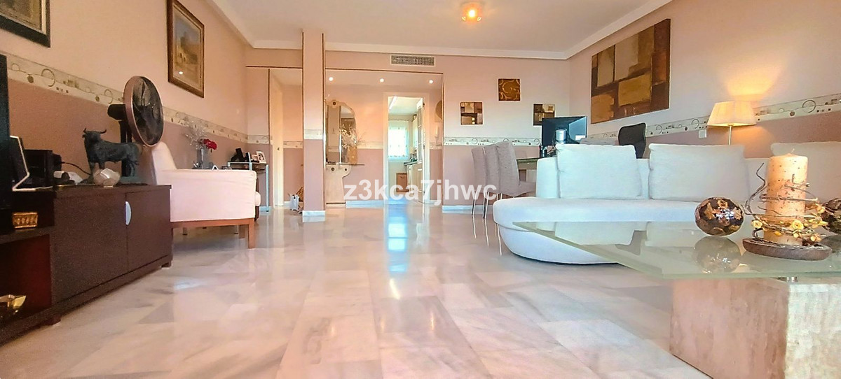 3 Bed Apartment for sale in Estepona Costa Del Sol, Málaga, Spain