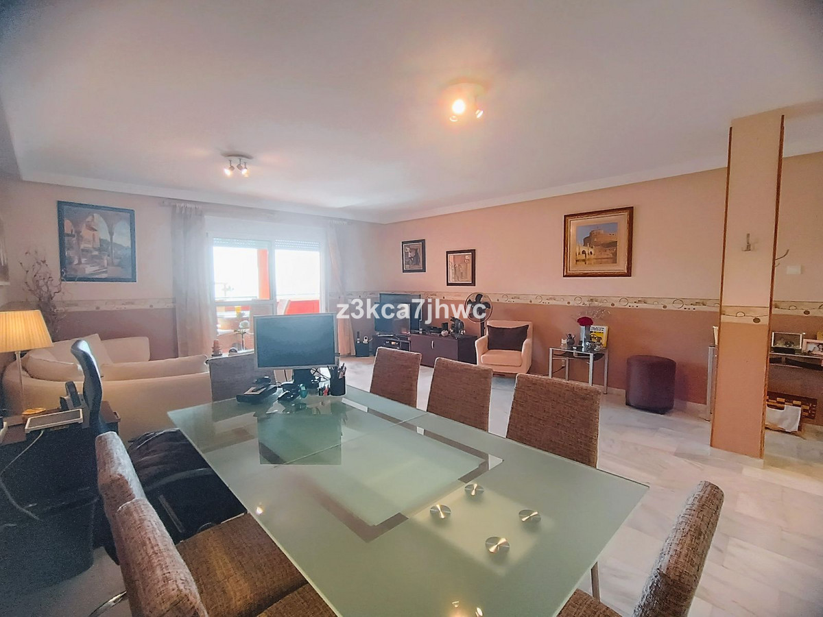 3 Bed Apartment for sale in Estepona Costa Del Sol, Málaga, Spain