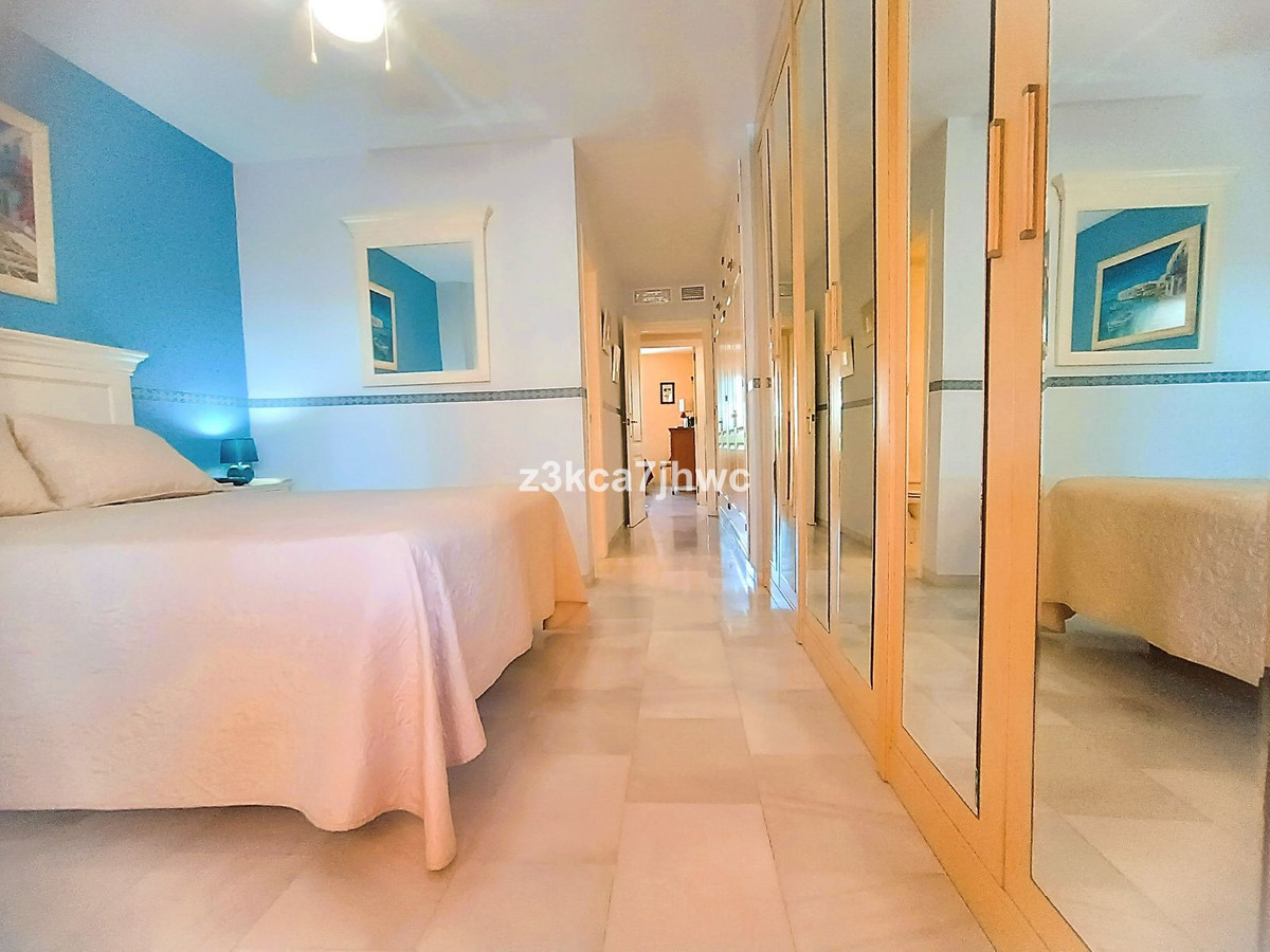 3 Bed Apartment for sale in Estepona Costa Del Sol, Málaga, Spain